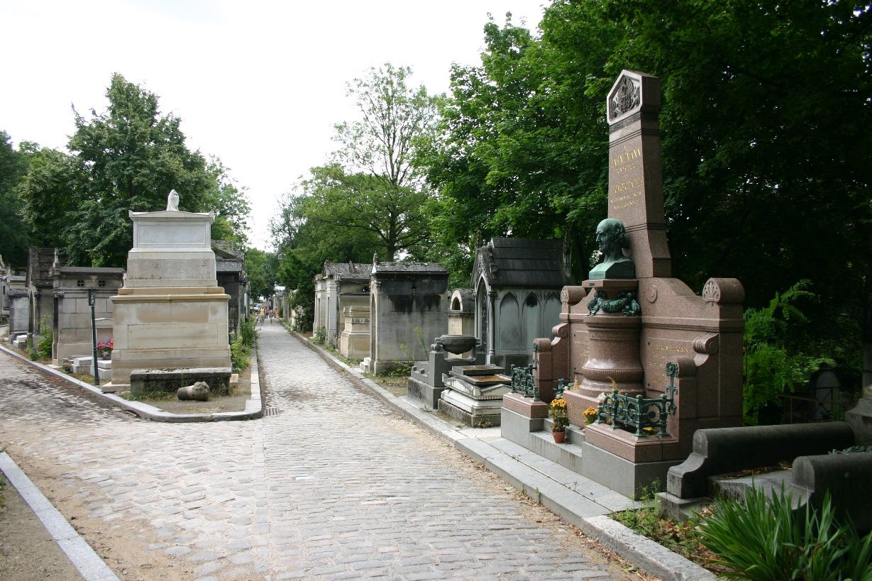 Samuel Hahnemann's tomb, Pere Lachaise Cemetery, Paris (1).JPG